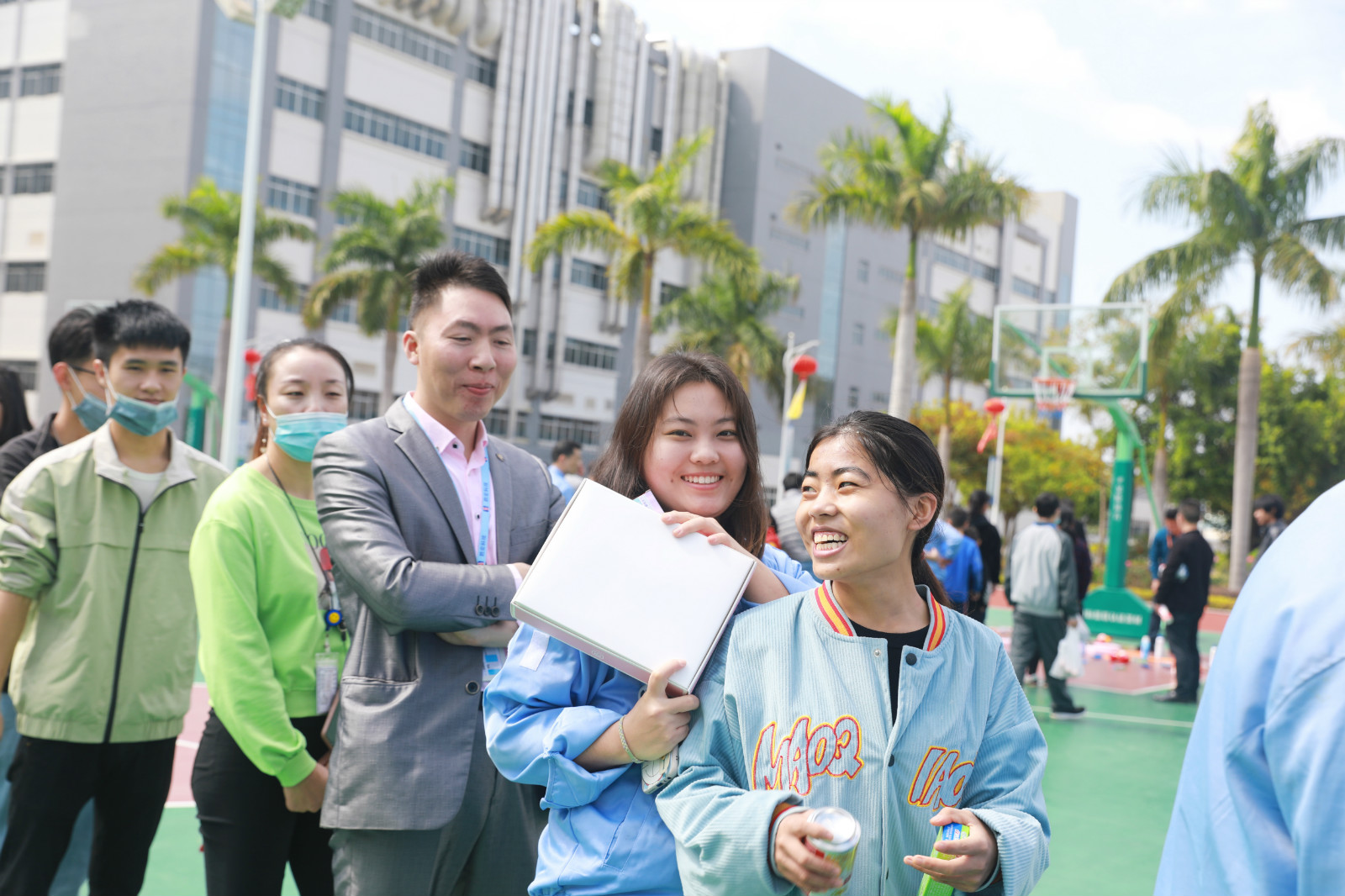 就地过年，年味不减—我在ks凯时官网挺好的